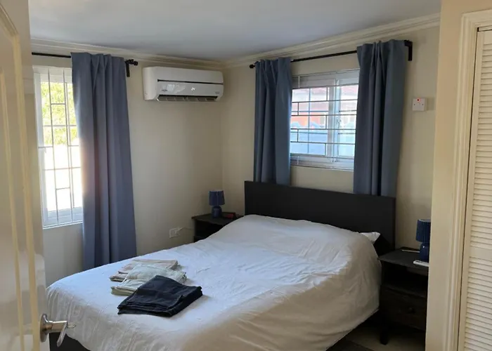 Holiday home Exchange Chill Retreat With Private Backyard Oasis Ocho Rios